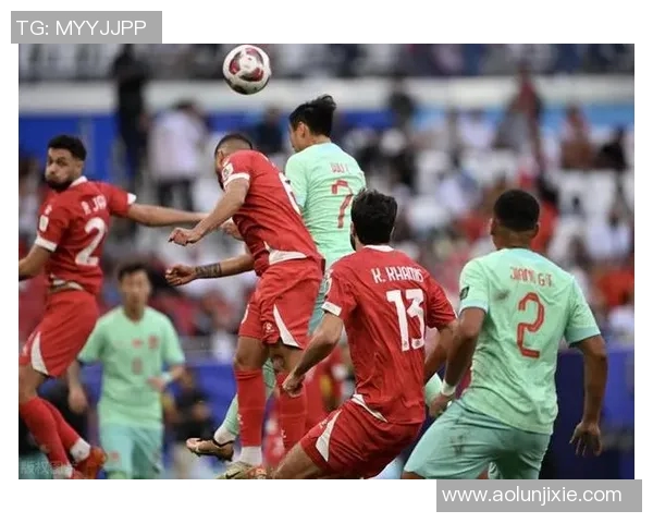 中国足球迎战卡塔尔队期待精彩对决展现亚洲足球实力与魅力 中国足球迎战卡塔尔队期待精彩对决展现亚洲足球实力与魅力